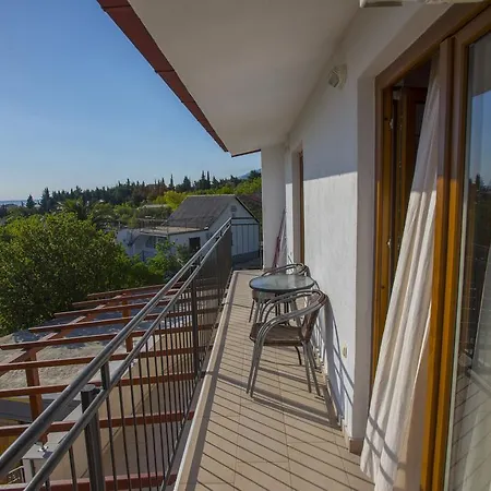 Simic * Starigrad Paklenica