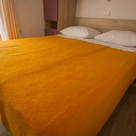 Simic * Starigrad Paklenica