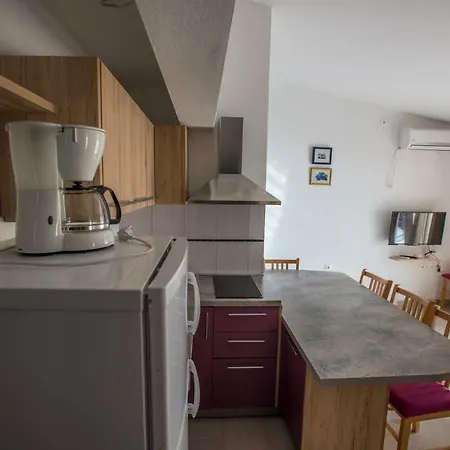 Simic Starigrad Paklenica