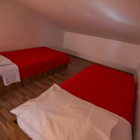 Simic Apartment Starigrad Paklenica