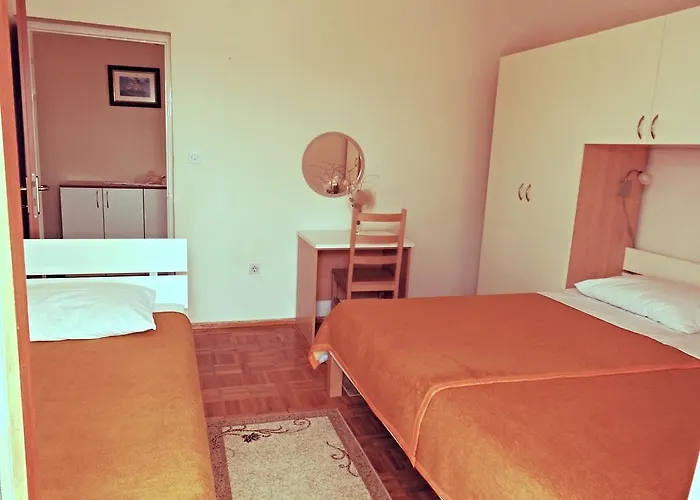 Lägenhet Simic Starigrad Paklenica