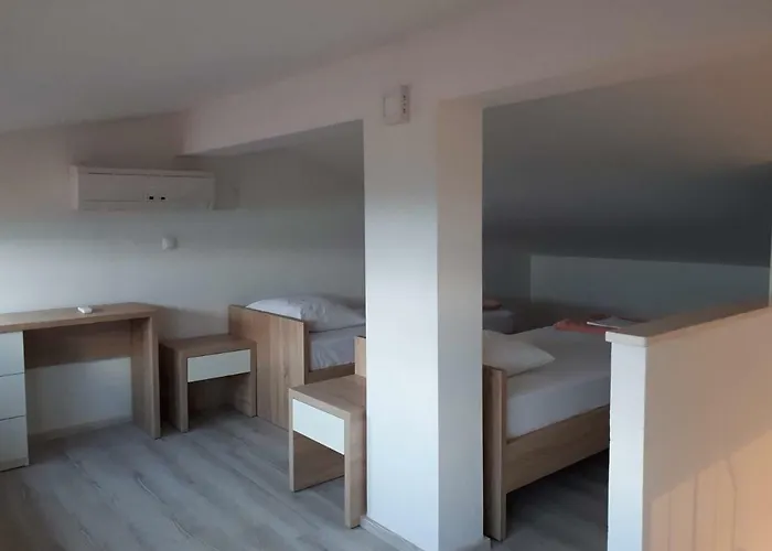 Simic Lejlighed Starigrad Paklenica